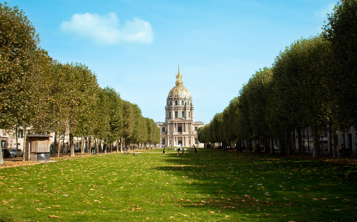 NAPOLEON'S TOMB & LES INVALIDES SMALL GROUP TOUR