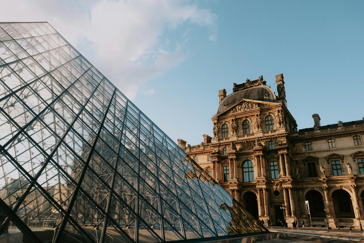LOUVRE MUSEUM SEMI-PRIVATE TOUR | SKIP THE LINE | MAX 6